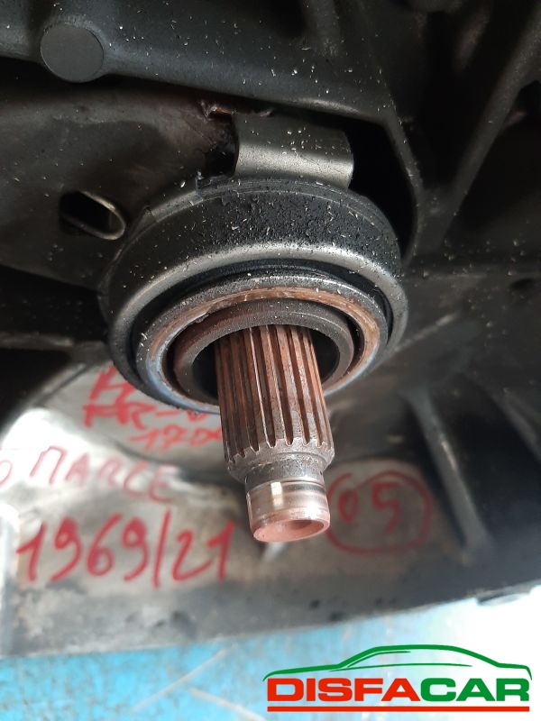 Cambio usato Honda FR-V 2004, codice D17A2 – foto 2 di 10