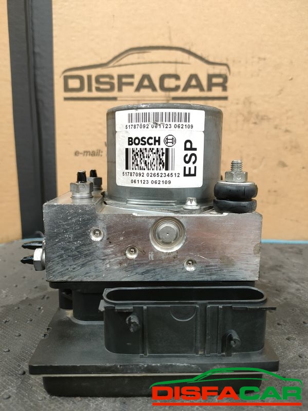 Centralina ABS usata Fiat Grande Punto 2005, codice 0265234512 – foto 9 di 10