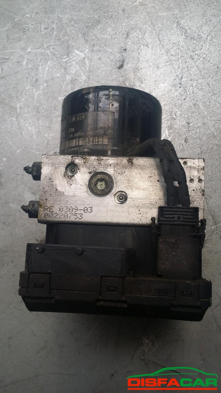 Centralina ABS usata Volkswagen Golf 1998, codice oem – foto 2 di 2