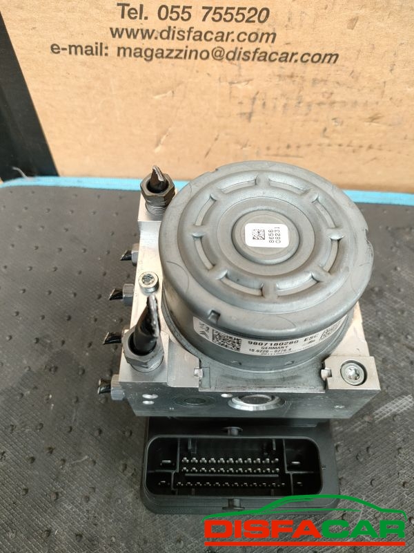 Centralina ABS usata Peugeot 2008 2013, codice 10.0220-0276.4 – foto 9 di 10