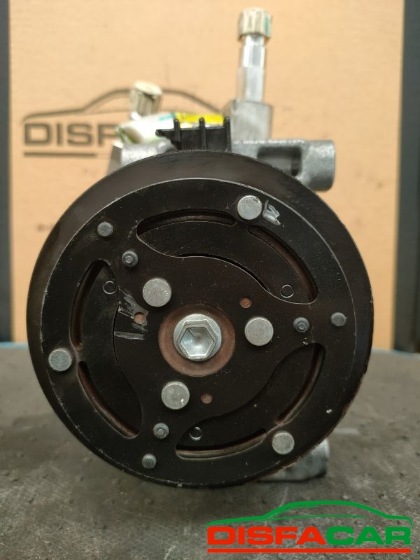 Compressore clima usato Lancia Ypsilon 2011, codice 52060461 – foto 9 di 11