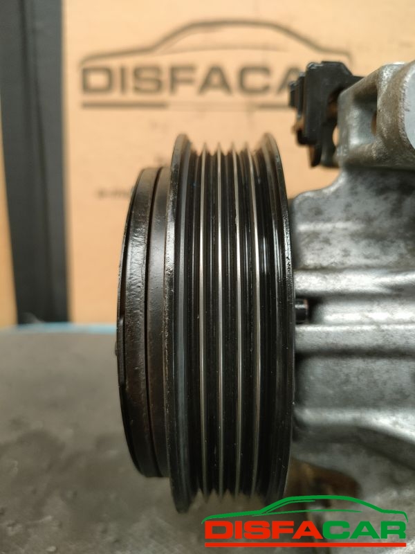 Compressore clima usato Lancia Ypsilon 2011, codice 52060461 – foto 10 di 11