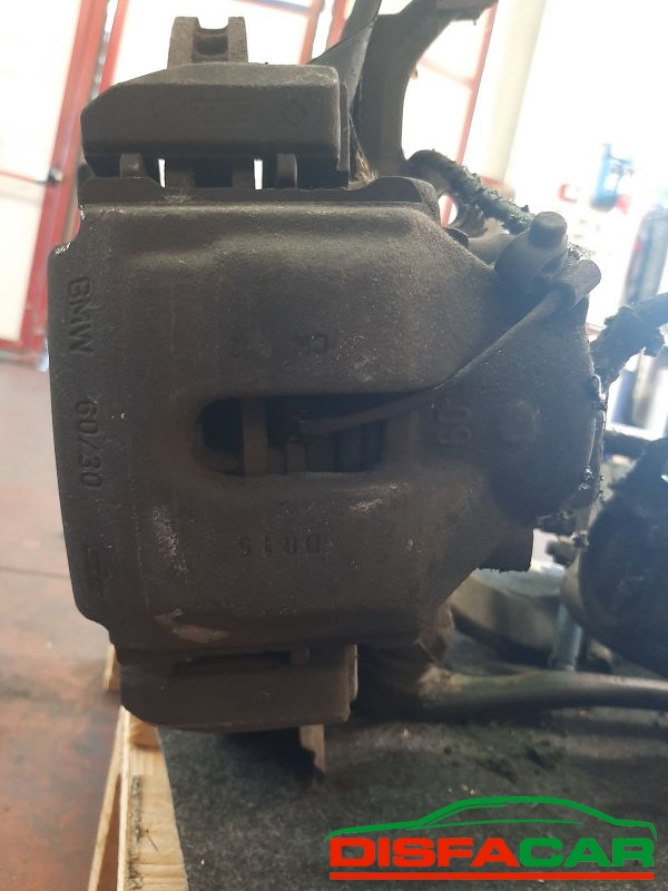 Telaietto anteriore usato BMW X5 (E53) 4x4 (SCATOLA GUIDA VENDUTA) 2000, codice 306D1 – foto 3 di 12