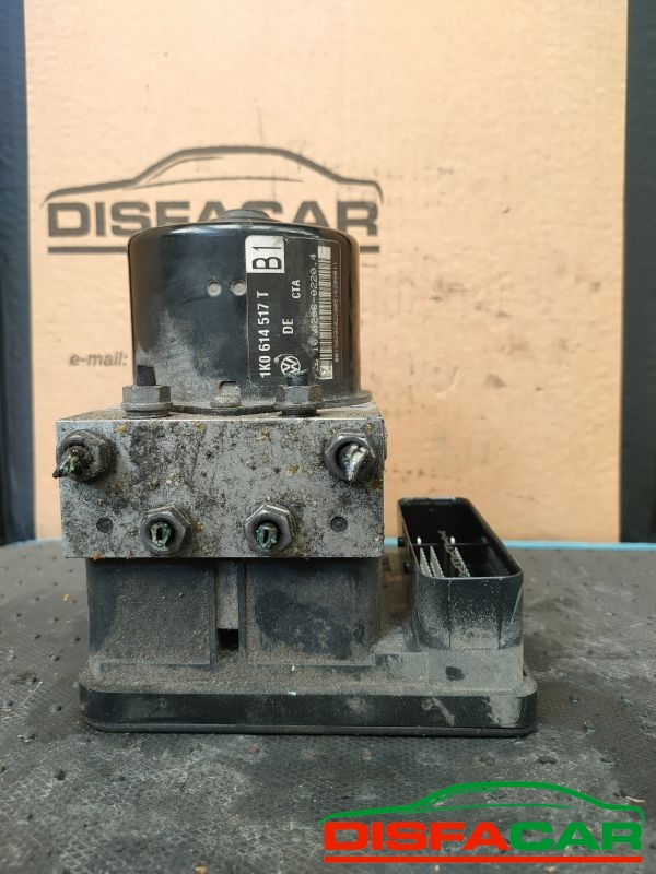 Centralina ABS usata Volkswagen Golf 5A SERIE, AUDI A3 2003, codice 1k0614517t – foto 6 di 9