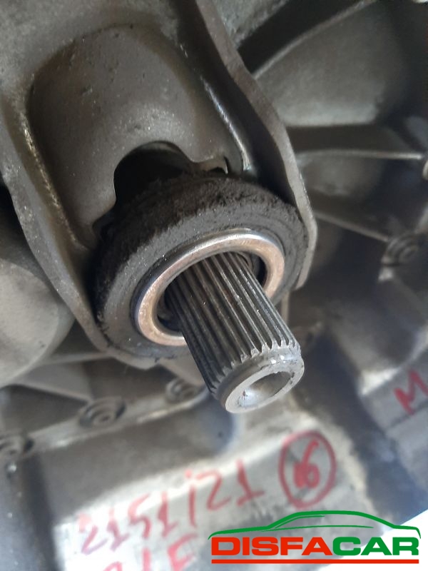 Cambio usato Volkswagen Golf 5 serie (CULATTA ROTTA) 2003, codice hbm – foto 2 di 12