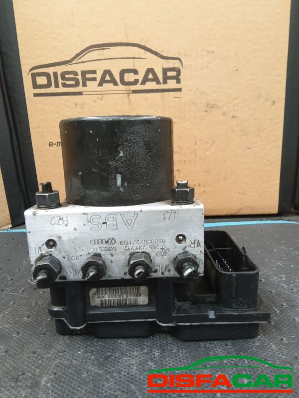 Centralina ABS usata Volkswagen Golf IBIZA 2002, codice 0265231712 – foto 6 di 8