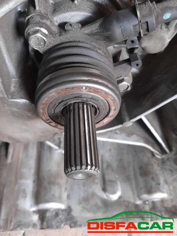 Cambio usato Renault Koleos 4x4(RIPARTITORE VENDUTO) 2007, codice M9RG832 – foto 2 di 10