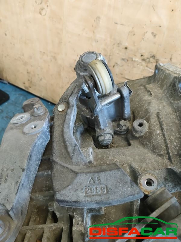 Cambio usato Opel Zafira B 2010, codice m320fam1 – foto 9 di 14