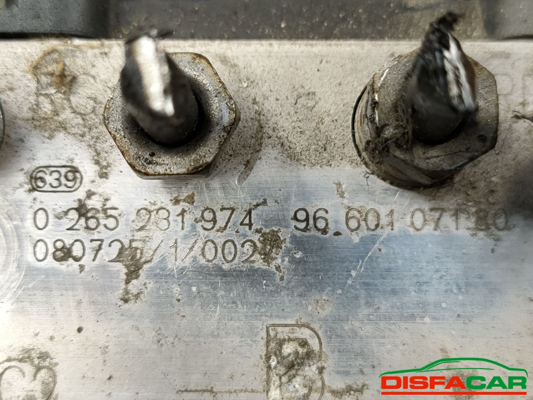 Centralina ABS usata Citroën Berlingo 2008, codice 0265281974 – foto 3 di 10