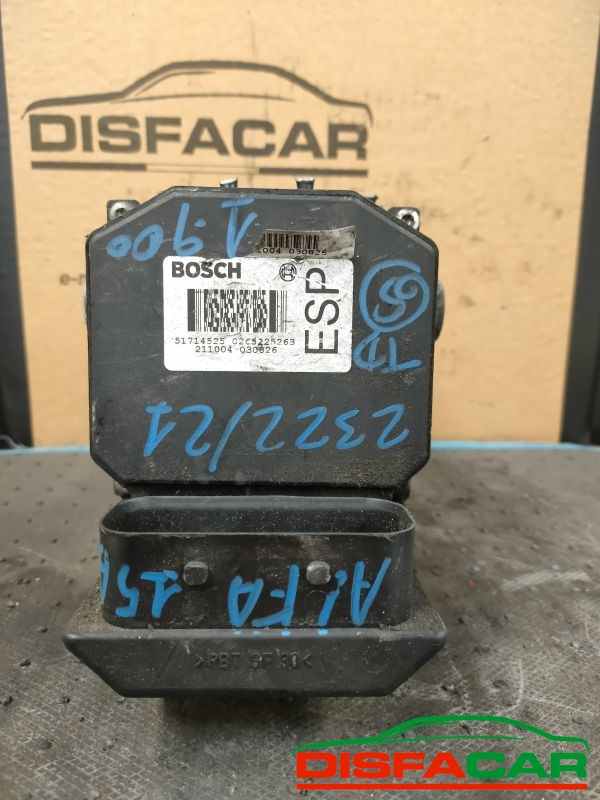 Centralina ABS usata Alfa Romeo Alfa 156 (X1) 4x4 2003, codice 0265225263 – foto 9 di 11