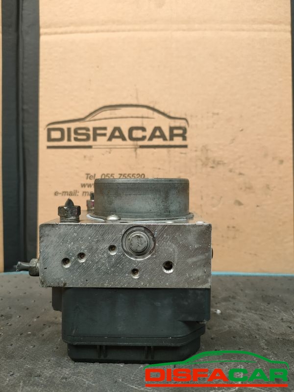 Centralina ABS usata Toyota IQ 2009, codice 44540-74020 – foto 5 di 8