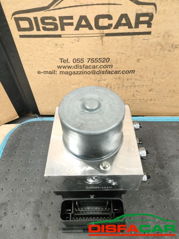 Centralina ABS usata Alfa Romeo Alfa 159 (X3/X9) 2005, codice 16234001 – foto 7 di 8