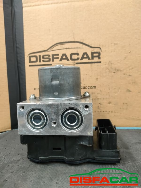 Centralina ABS usata Alfa Romeo Alfa 159 (X3/X9) 2005, codice 16234001 – foto 5 di 8