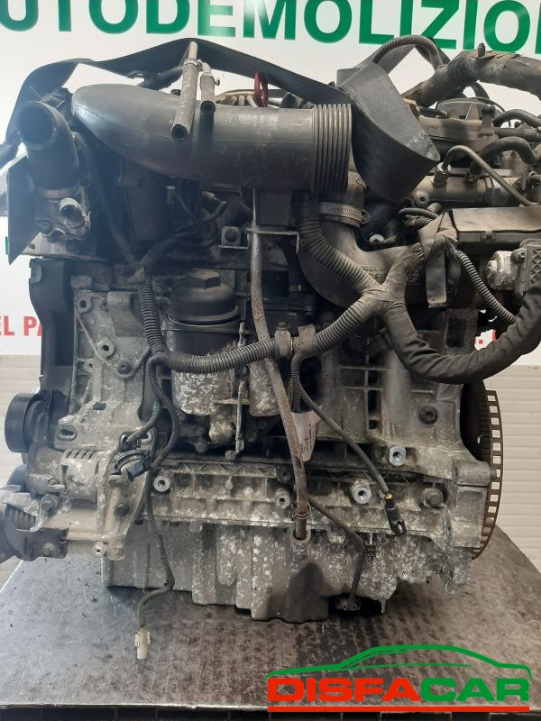 Motore usato Volvo C30 2012, codice D5244T8 – foto 2 di 12