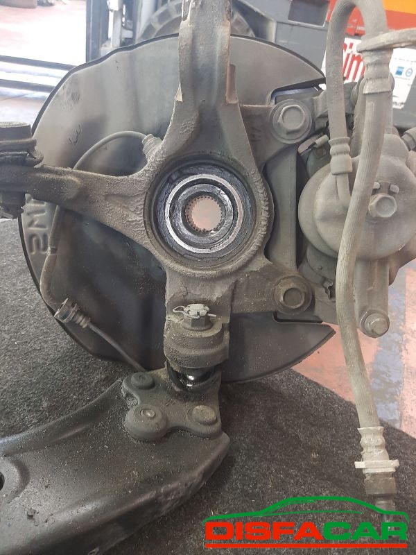 Telaietto anteriore usato Honda CR-V 3ª serie (MANCA SCATOLA GUIDA VENDUTA) 2007, codice R20A2 – foto 6 di 13