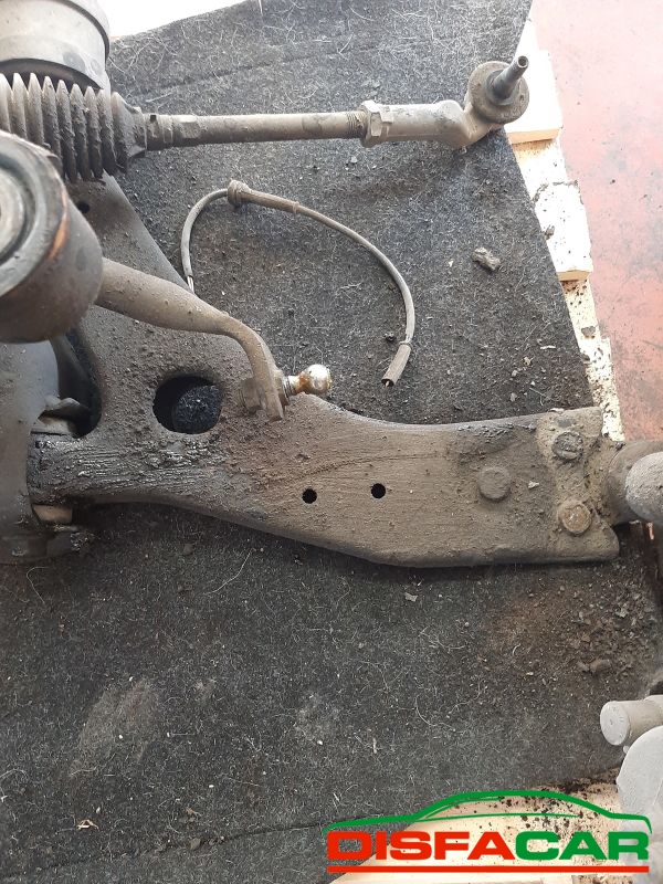 Telaietto anteriore usato Volvo C30 2006, codice D5244T – foto 9 di 14