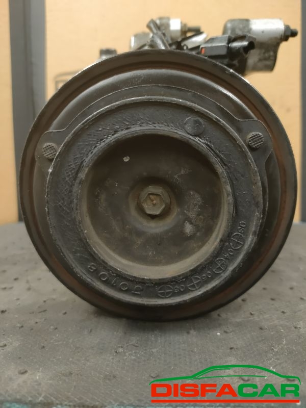Compressore clima usato Kia Sorento 1A SERIE 4x4 2002, codice 16250-23500 – foto 9 di 10
