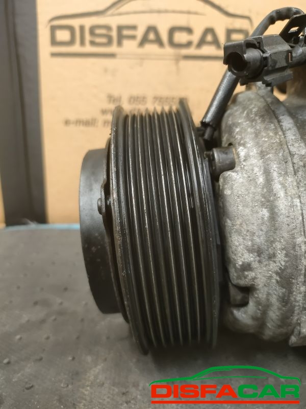 Compressore clima usato Kia Sorento 1A SERIE 4x4 2002, codice 16250-23500 – foto 10 di 10