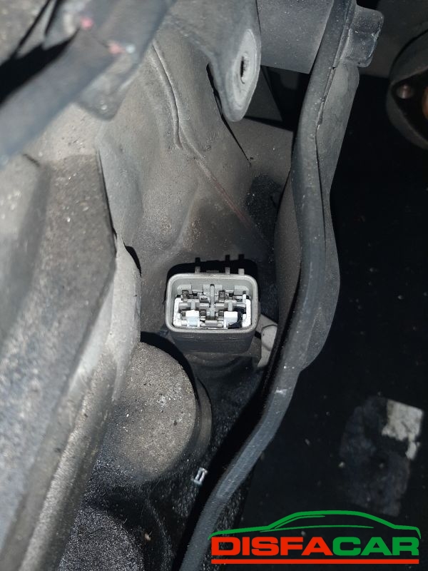 Cambio usato Kia Sorento 4x4 AUTOMATICO 2002, codice 450004a620 – foto 14 di 17