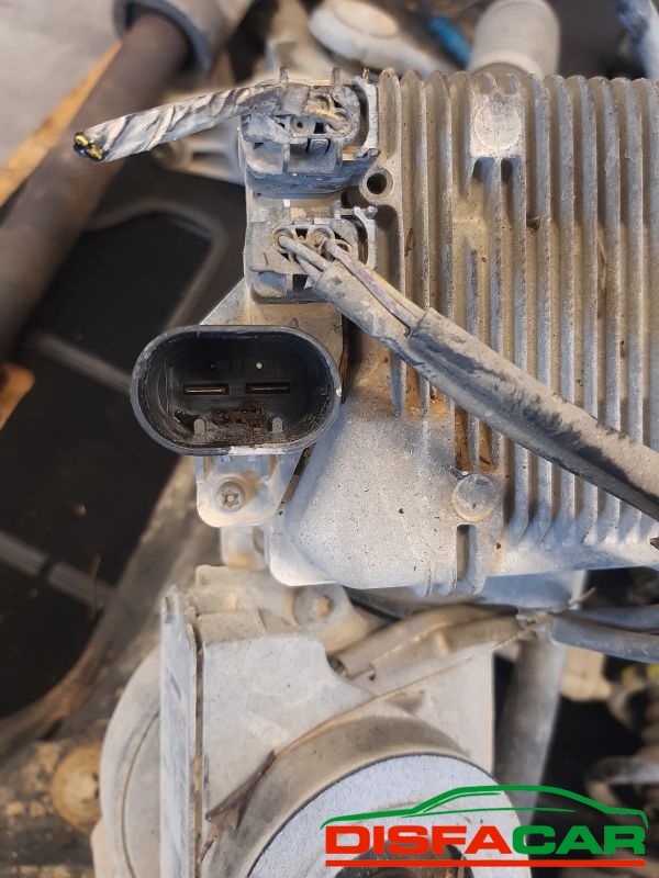 Telaietto anteriore usato MINI Cooper Clubman (R55/R56) 2006, codice 9HZ – foto 9 di 13