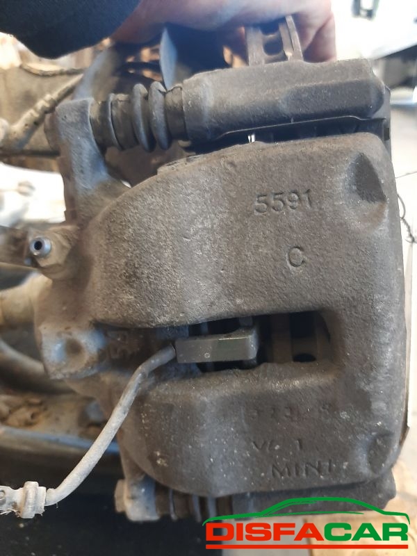 Telaietto anteriore usato MINI Cooper Clubman (R55/R56) 2006, codice 9HZ – foto 3 di 13