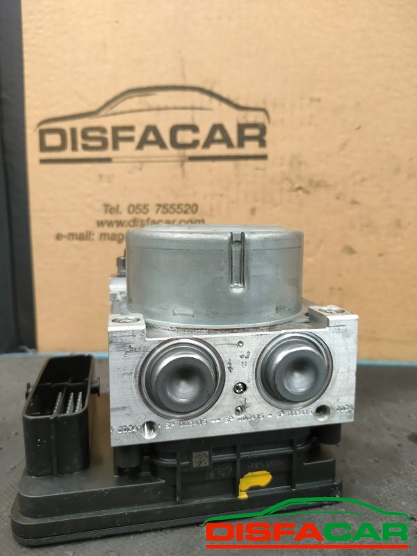 Centralina ABS usata Alfa Romeo Giulietta (6Q) 2016, codice 10.0220-0958.4 – foto 5 di 10