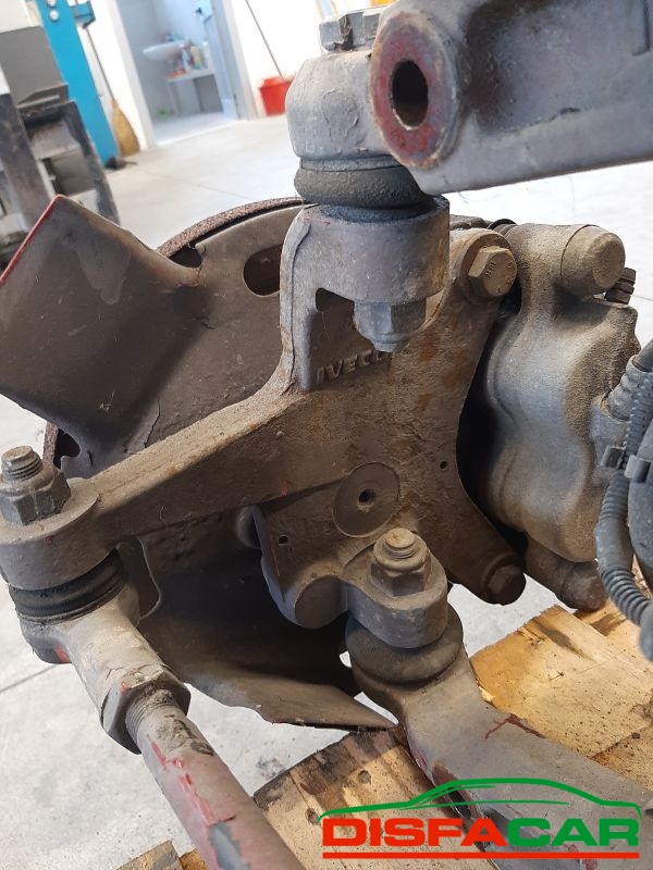 Telaietto anteriore usato Iveco DAILY Gemellare 2000, codice 8140.43 – foto 7 di 11