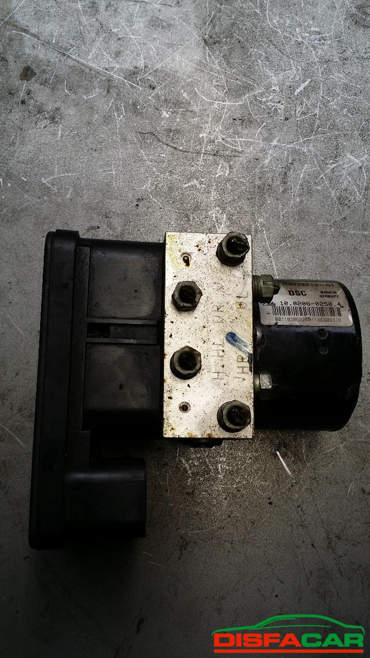 Centralina ABS usata BMW 320 2006 – foto 2 di 2