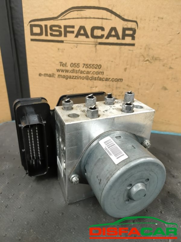 Centralina ABS usata Lancia Delta 3A SERIE 2011, codice 51847730 – foto 2 di 10