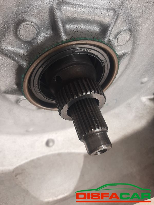 Cambio usato Ford Transit AUTOMATICO 2019, codice gk2p-7000-ac – foto 2 di 16