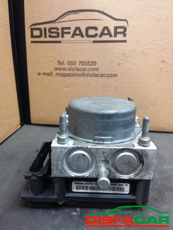 Ricambio usato Nissan Micra 2003 – foto 3 di 7