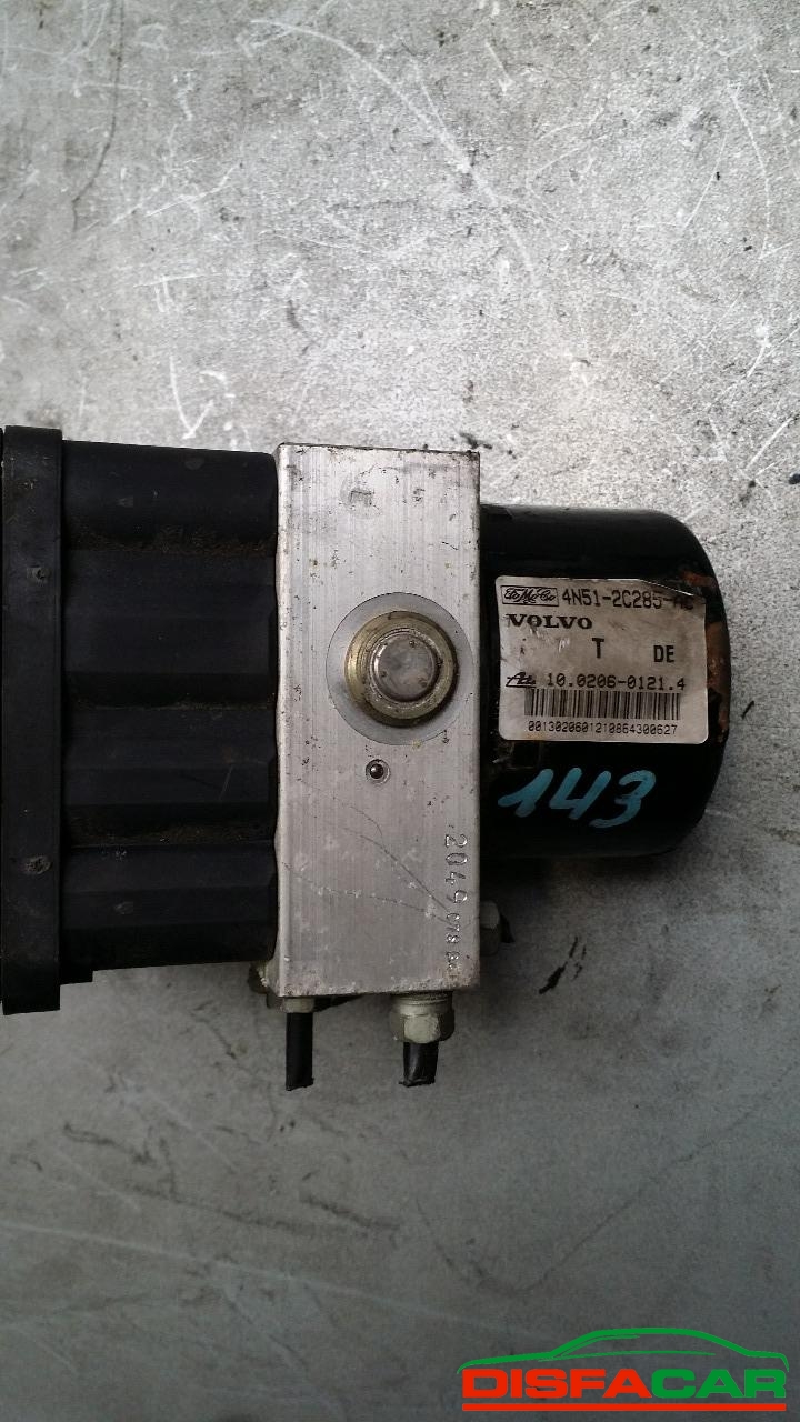 Centralina ABS usata Volvo V50 2004 – foto 2 di 2