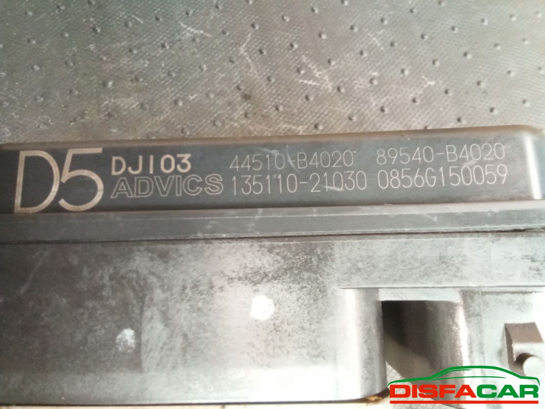 Centralina ABS usata Daihatsu Terios 2A SERIE 2006, codice 44510-b4020 – foto 3 di 8