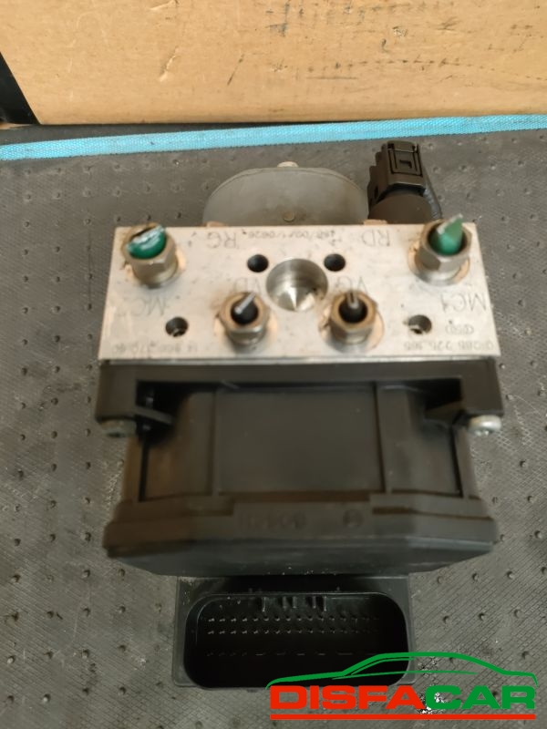 Centralina ABS usata Lancia Phedra 2002, codice 0265225165 – foto 10 di 11