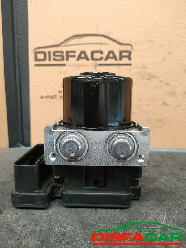 Centralina ABS usata Fiat Doblo 2004, codice 10.0207-0079.4 – foto 4 di 9