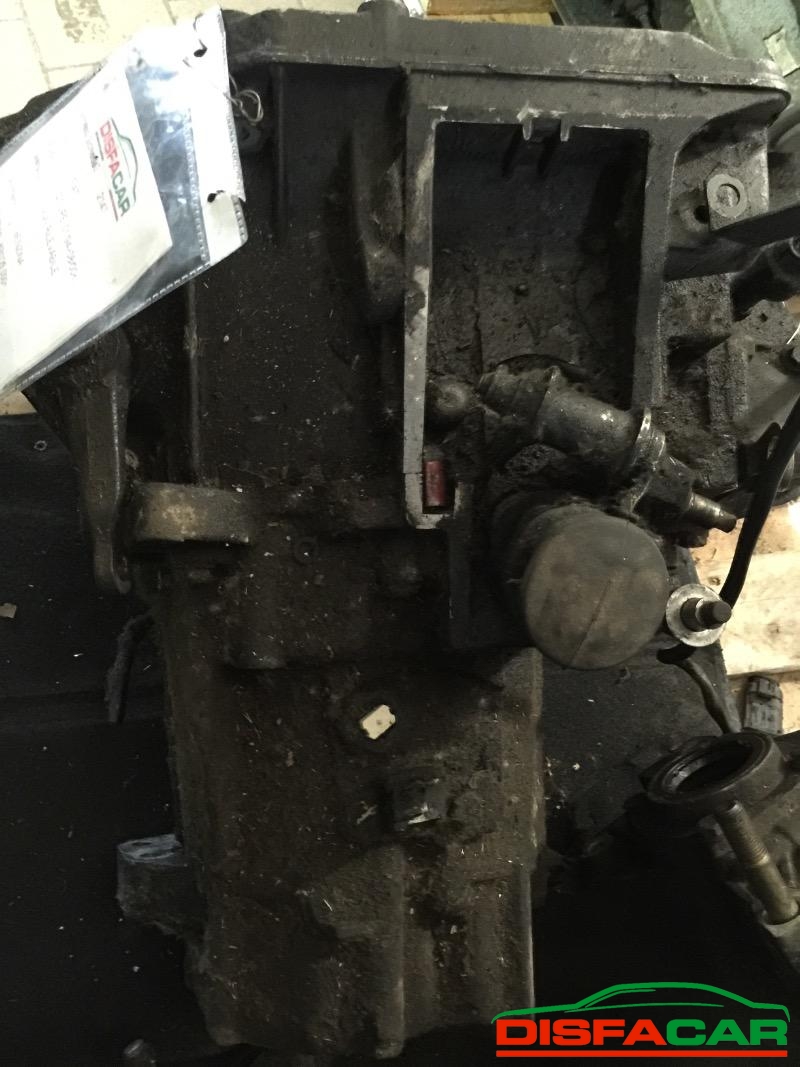 Cambio usato Fiat Coupe 1994, codice 831D5000 – foto 2 di 4