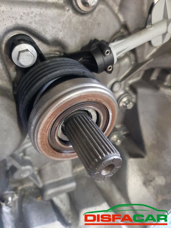 Cambio usato Renault captur CLIO IV( SCHEDA 835 DA LAVARE E POMPA FRIZIONE ROTTA)) 2013, codice jr5332 – foto 2 di 12