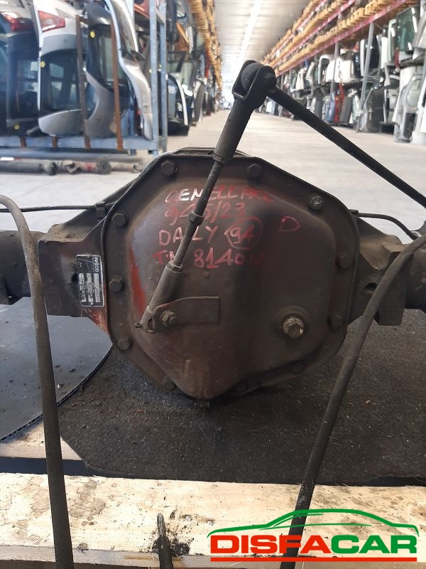 Differenziale posteriore usato Iveco DAILY Flangia attacco albero tonda passo 9 40 1990, codice 08n94 – foto 12 di 16