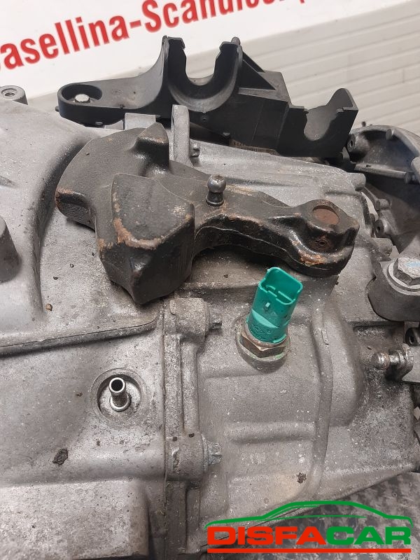 Cambio usato Renault Trafic 3ª serie TALENTO NISSAN NV300 2016, codice pf6040 – foto 4 di 10
