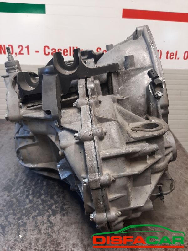 Cambio usato Renault Trafic 3ª serie TALENTO NISSAN NV300 2016, codice pf6040 – foto 7 di 10