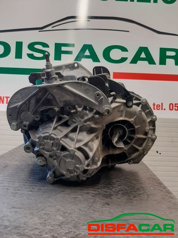 Cambio usato Renault Trafic 3ª serie TALENTO NISSAN NV300 2016, codice pf6040 – foto 6 di 10