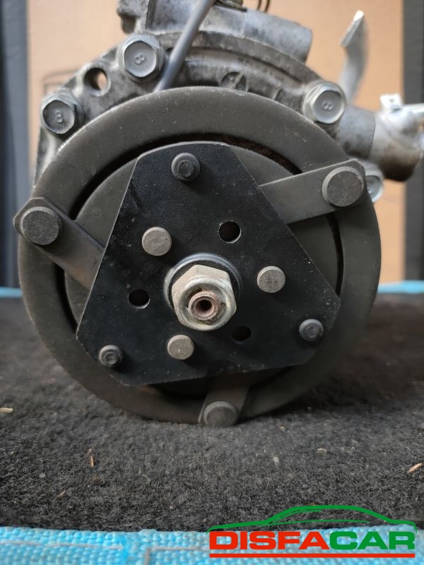 Compressore clima usato Suzuki Ignis 2A SERIE 2001, codice akc200a081 – foto 2 di 10