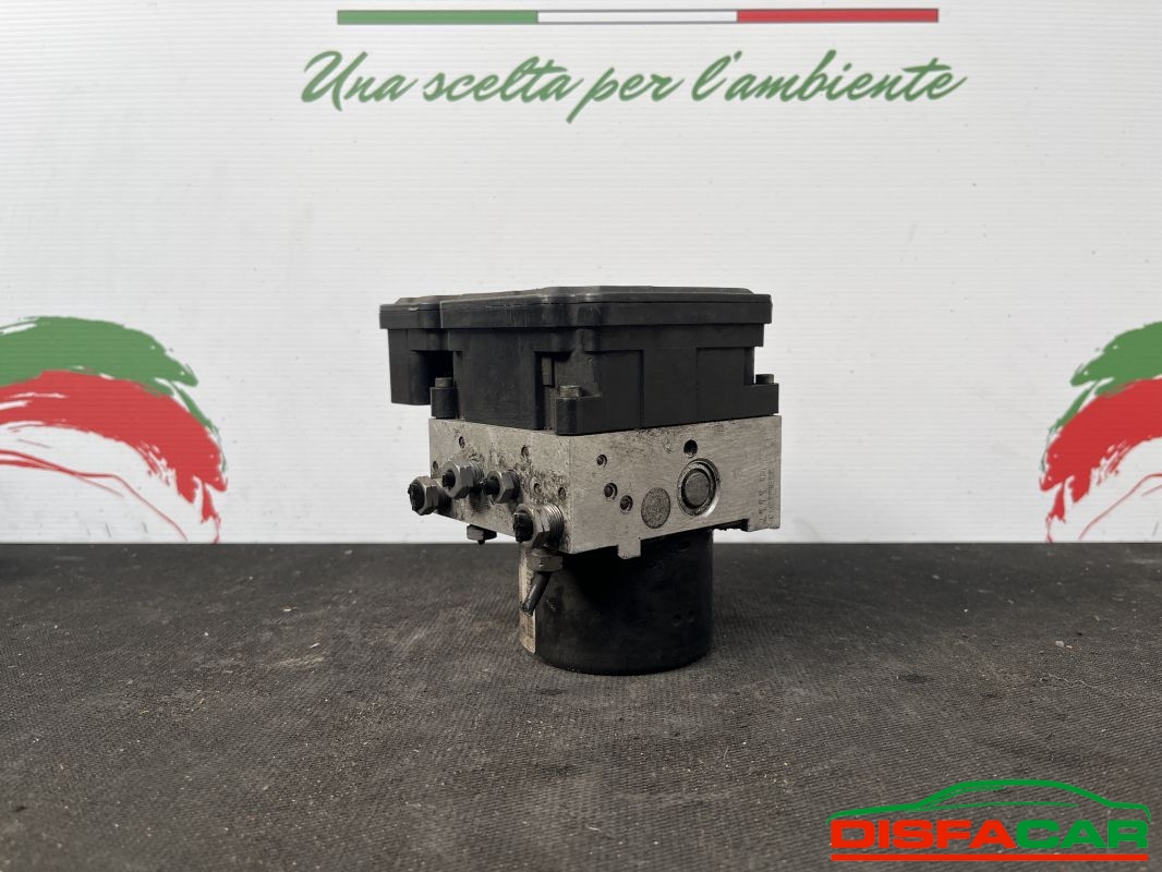 Centralina ABS usata Ford Fiesta B-MAX, codice 10.0212-0921.4 – foto 4 di 6
