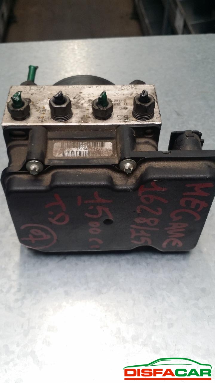Centralina ABS usata Renault Megane 2007, codice 0265232067 – foto 2 di 3