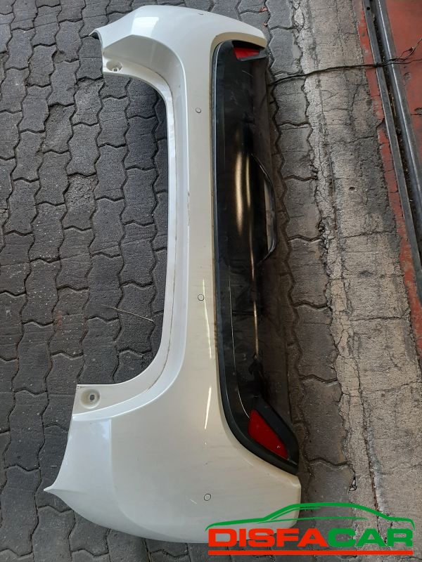 Paraurti usato Toyota Yaris HIBRID POSTERIORE CON SENSORI DI PARCHEGGIO 2019 – foto 2 di 3
