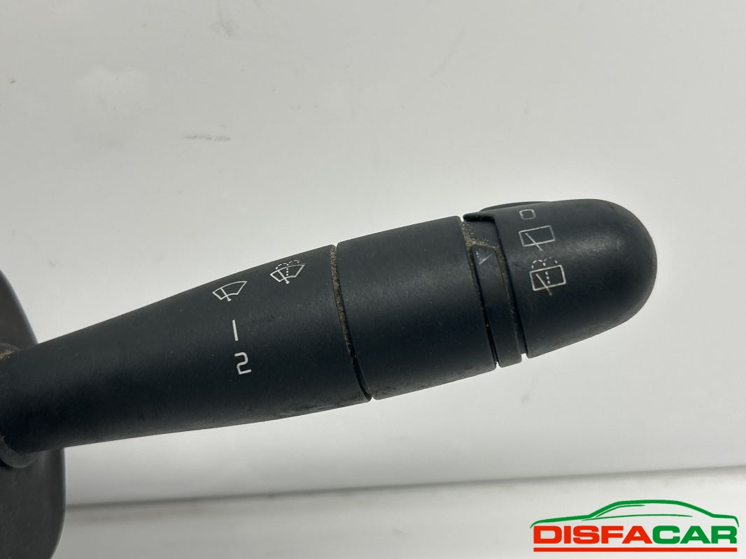 Devioluci usato Renault Kangoo 1a Serie completo senza fendinebbia posteriori 1997 – foto 3 di 6