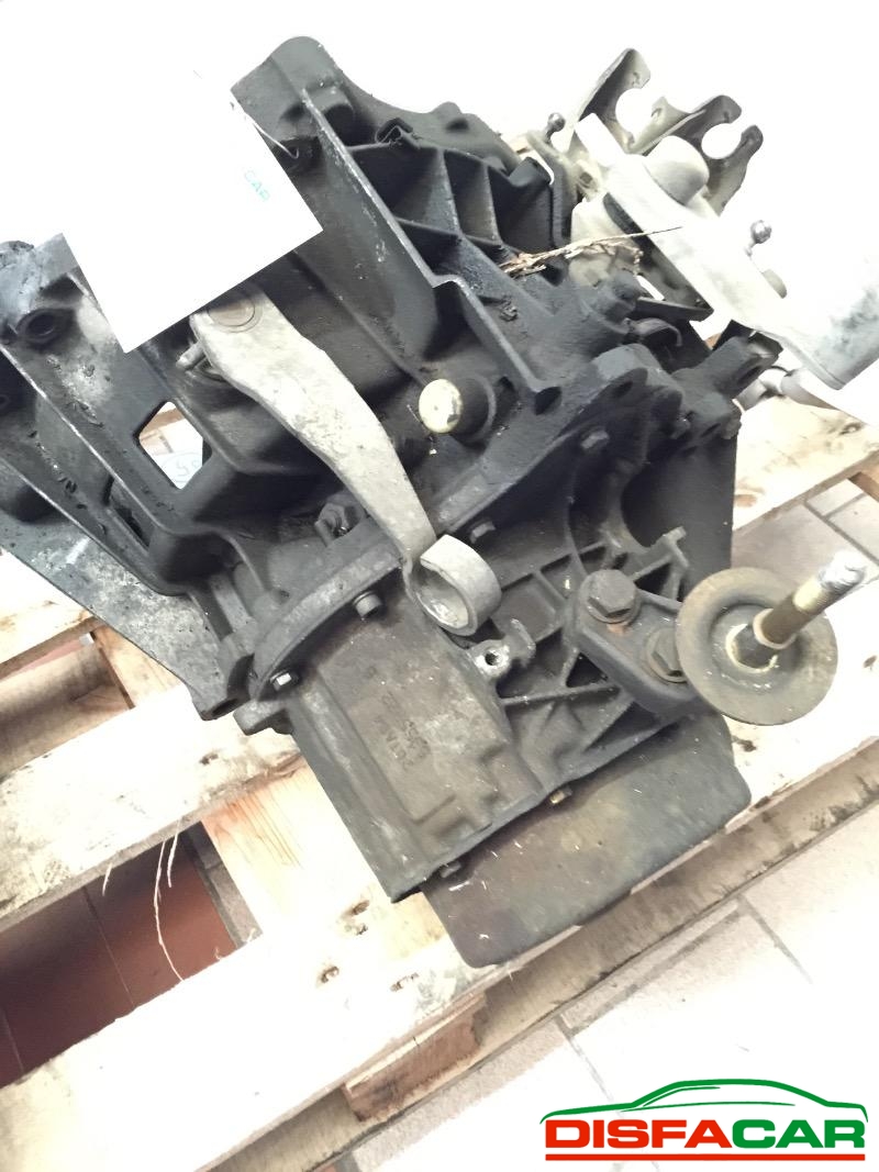 Cambio usato Fiat Scudo 1996, codice 220A2000 – foto 2 di 3