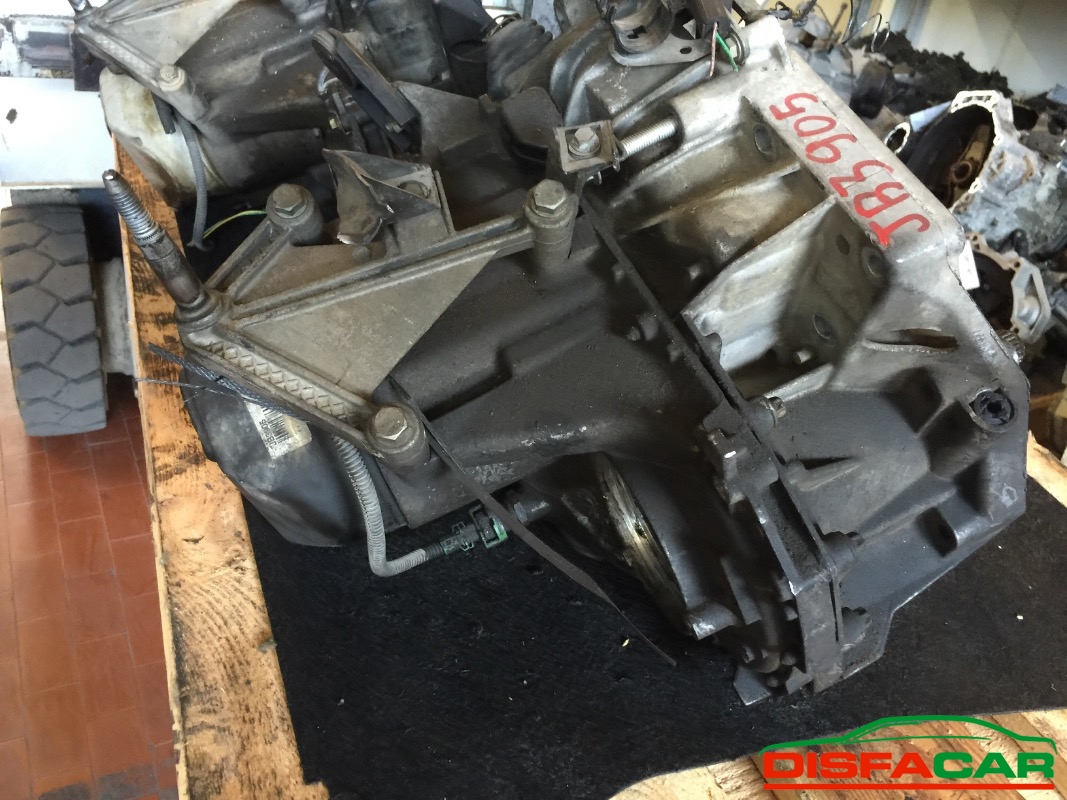 Cambio usato Renault Clio KANGOO 1998, codice F9QR7 – foto 2 di 6