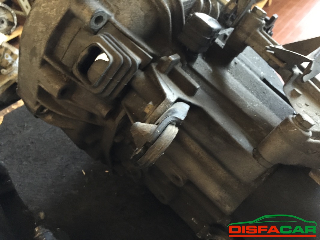 Cambio usato Renault Clio KANGOO 1998, codice F9QR7 – foto 3 di 6