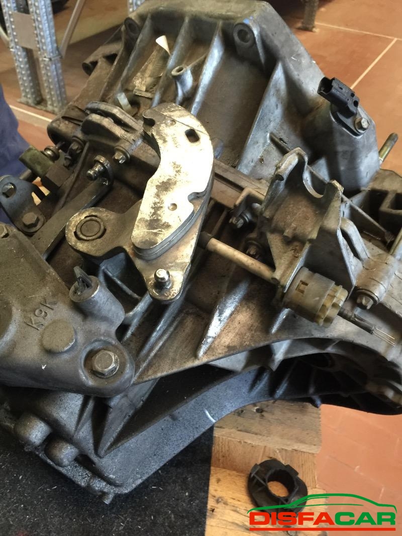 Cambio usato Renault Scenic Megane. Kangoo 2003, codice K9KP7 – foto 3 di 3